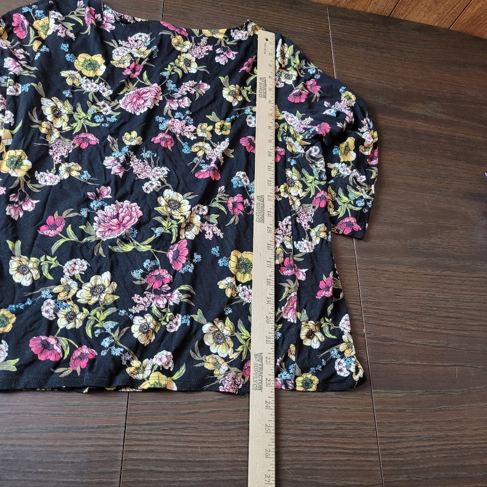 J.Jill wearever collection floral blouse - Picture 4 of 5